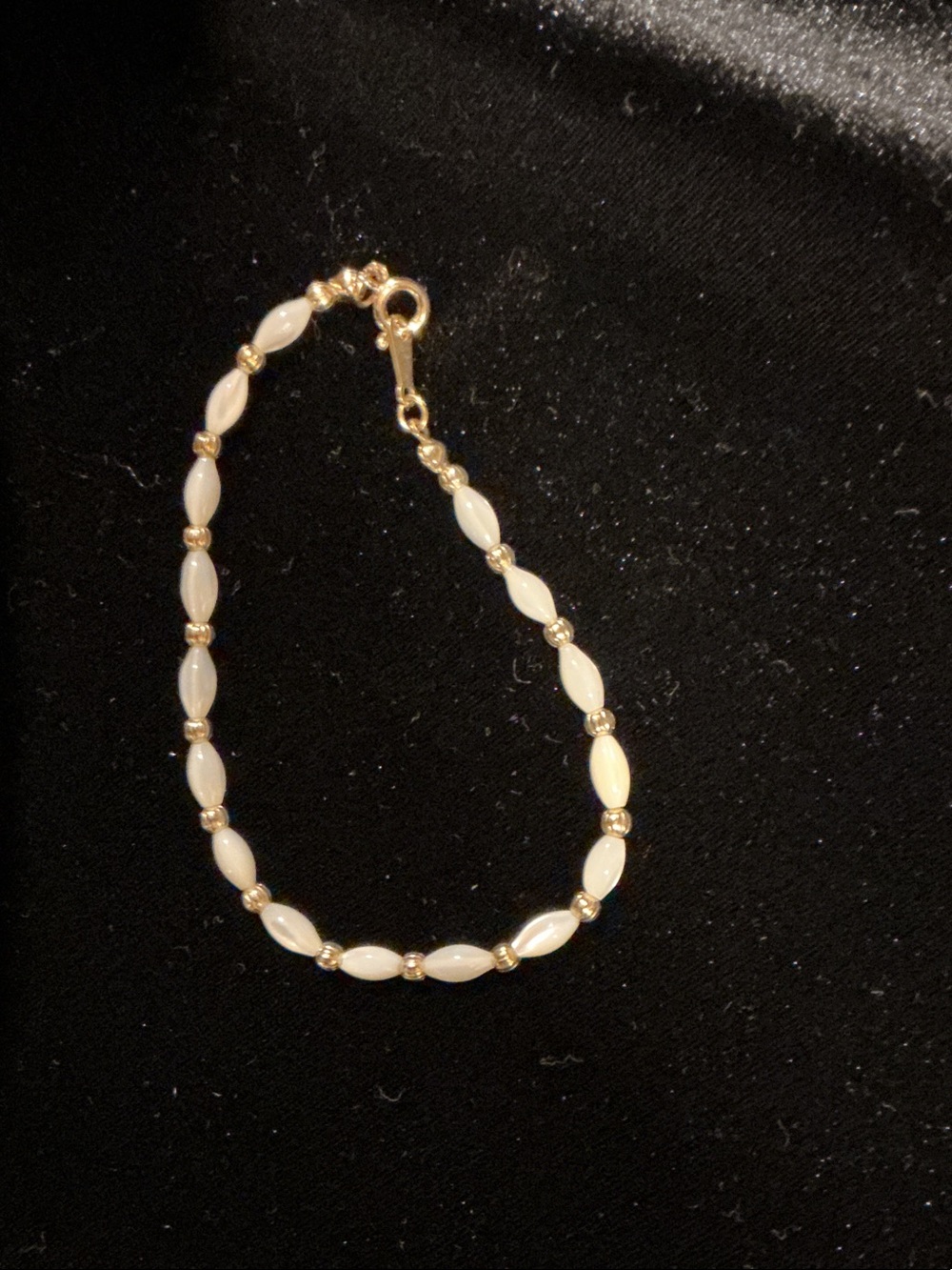 Vintage Mother of Pearl Beaded Bracelet